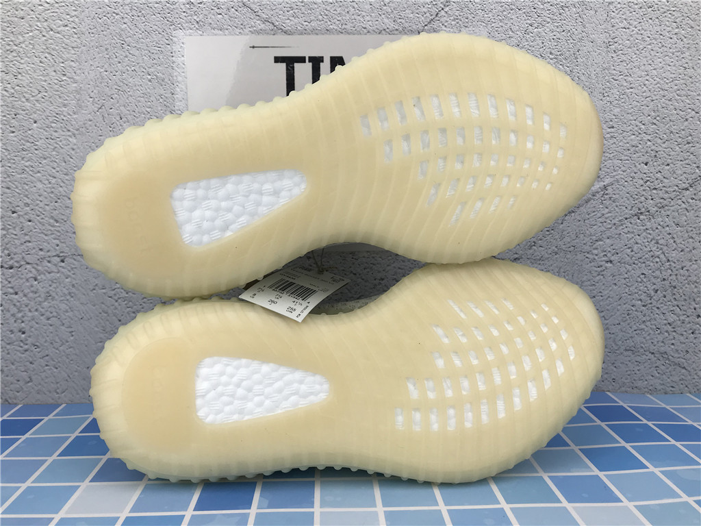 Yeezy Boost 350 V2 Light GY3438